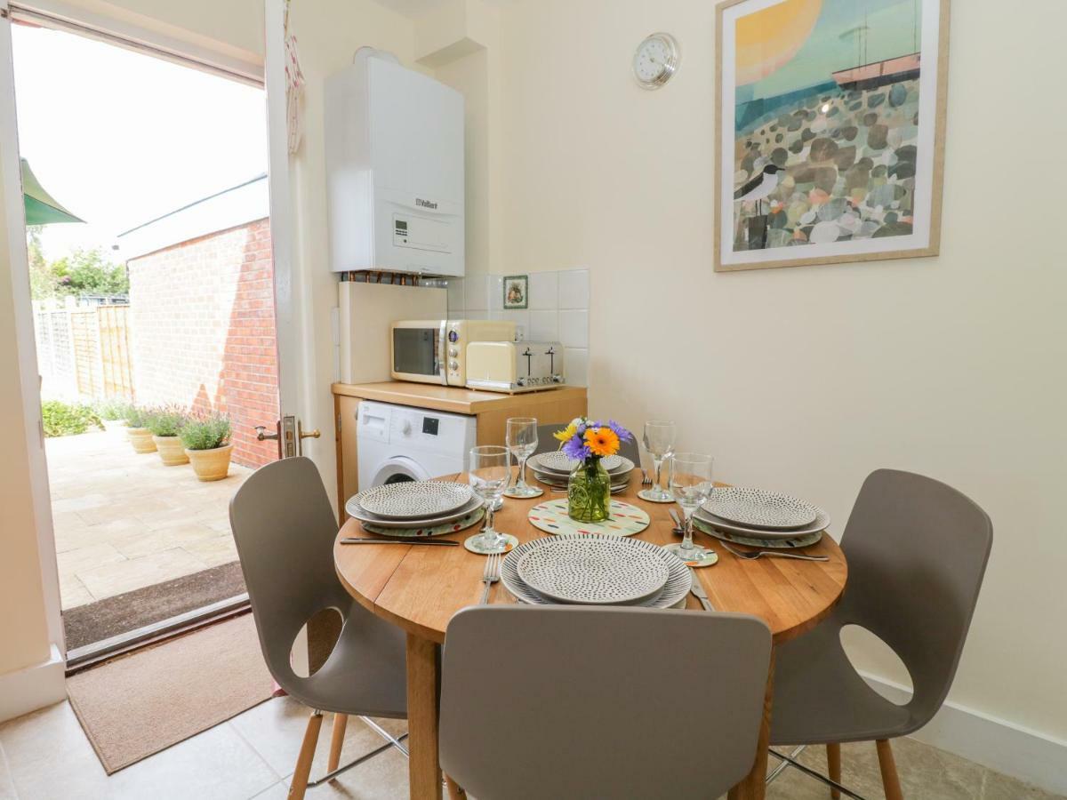 Sea View Cottage Фринтън-он-Сий Екстериор снимка